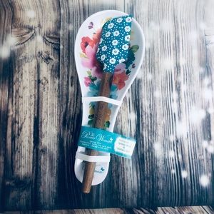 Pioneer woman breezy blossom spatula & rest